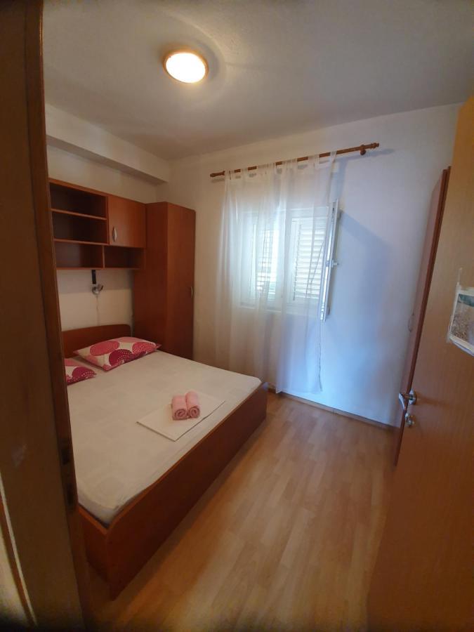 Apartman Dusanka Jovic Makarska Eksteriør billede