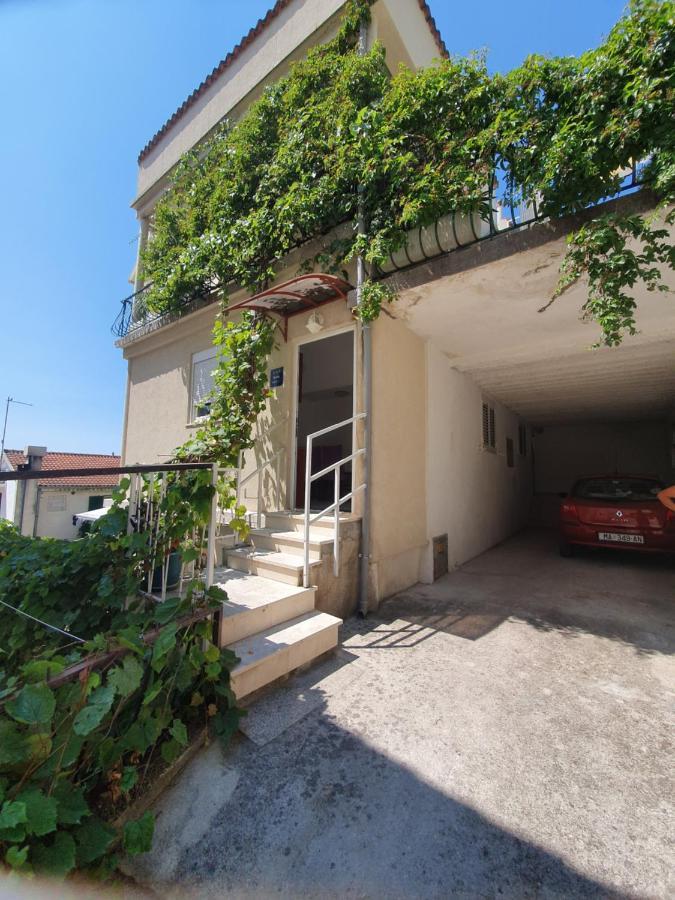 Apartman Dusanka Jovic Makarska Eksteriør billede